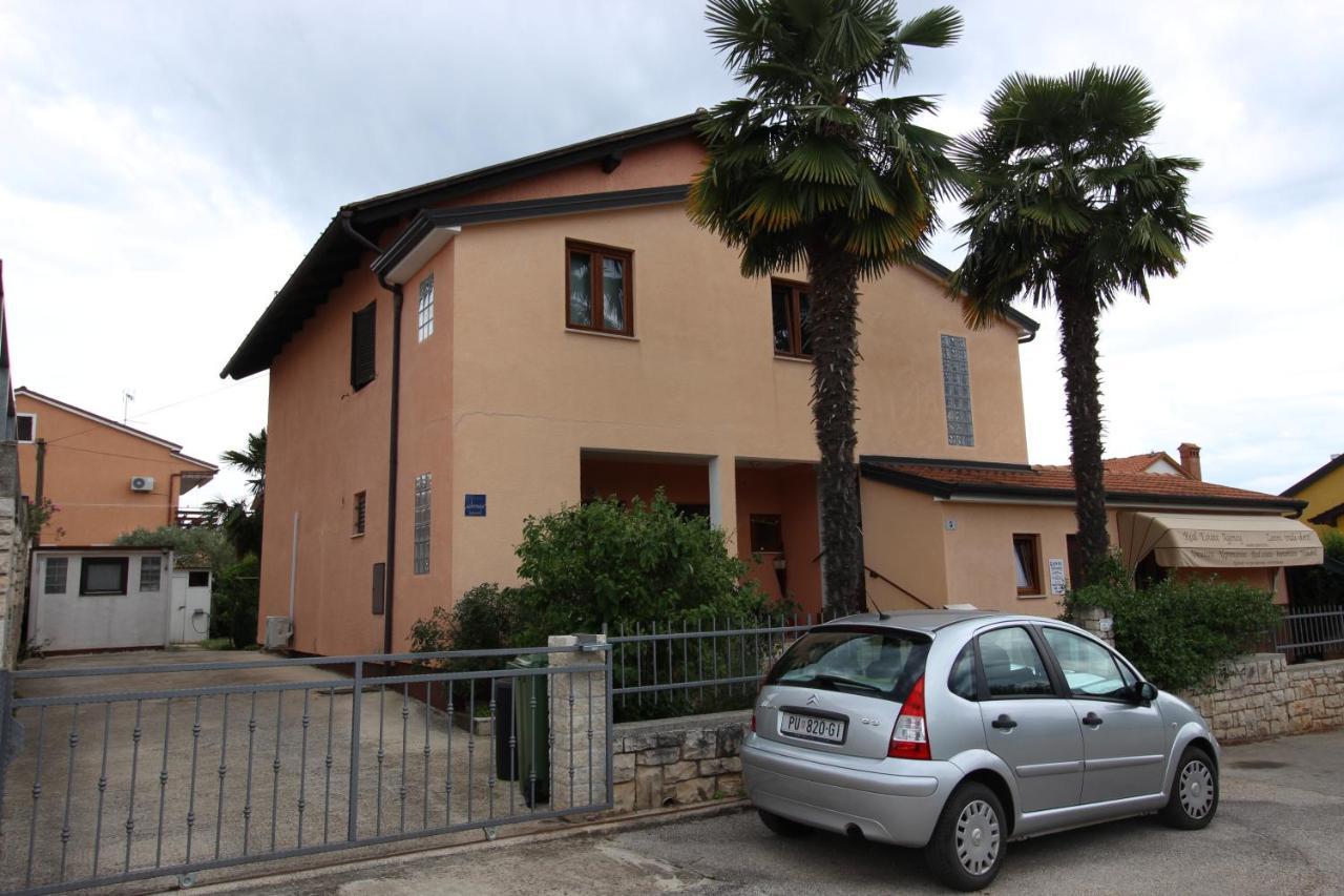 شقة Irena A2 Novigrad Istria المظهر الخارجي الصورة